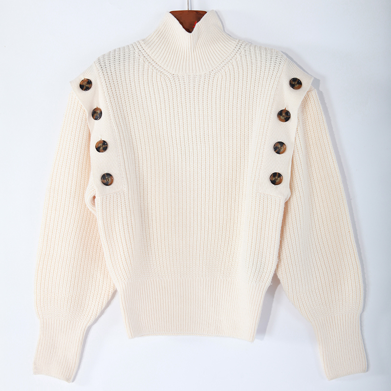 Women‘s half neck knitted sweater’