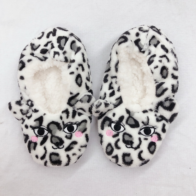 Girls coral fleece milk printing indoor shoes with embroidery and 3D ears