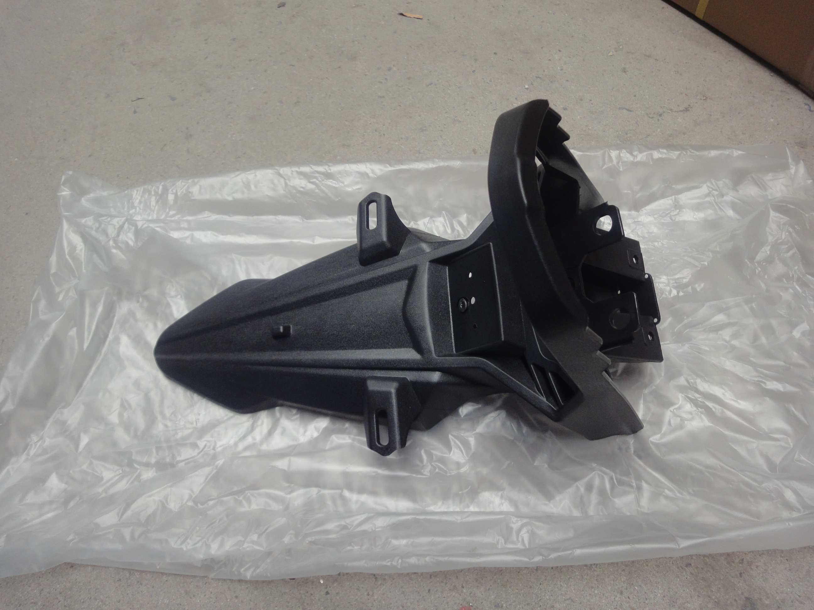 Motorcycle rear fender
