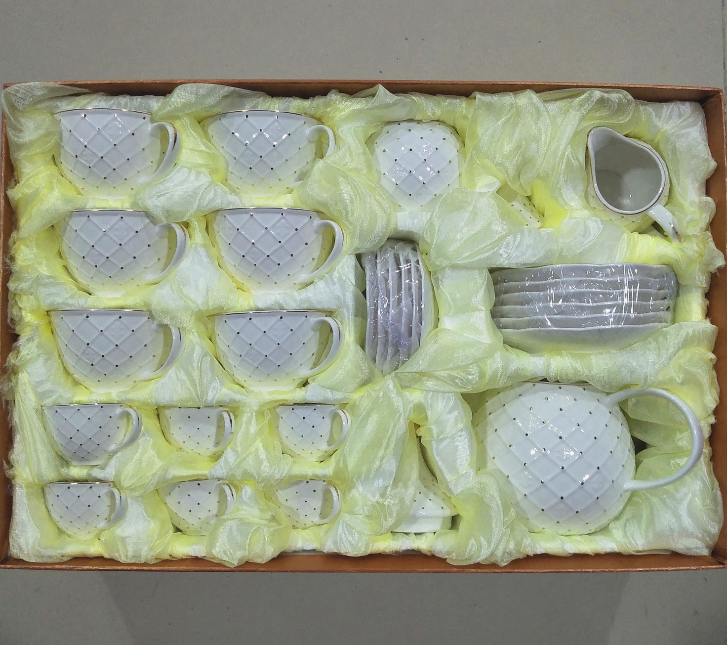 CHAOZHOU HUIFENG CERAMICS CRAFT MAKING CO.,LTD – cubiertos de acero 4