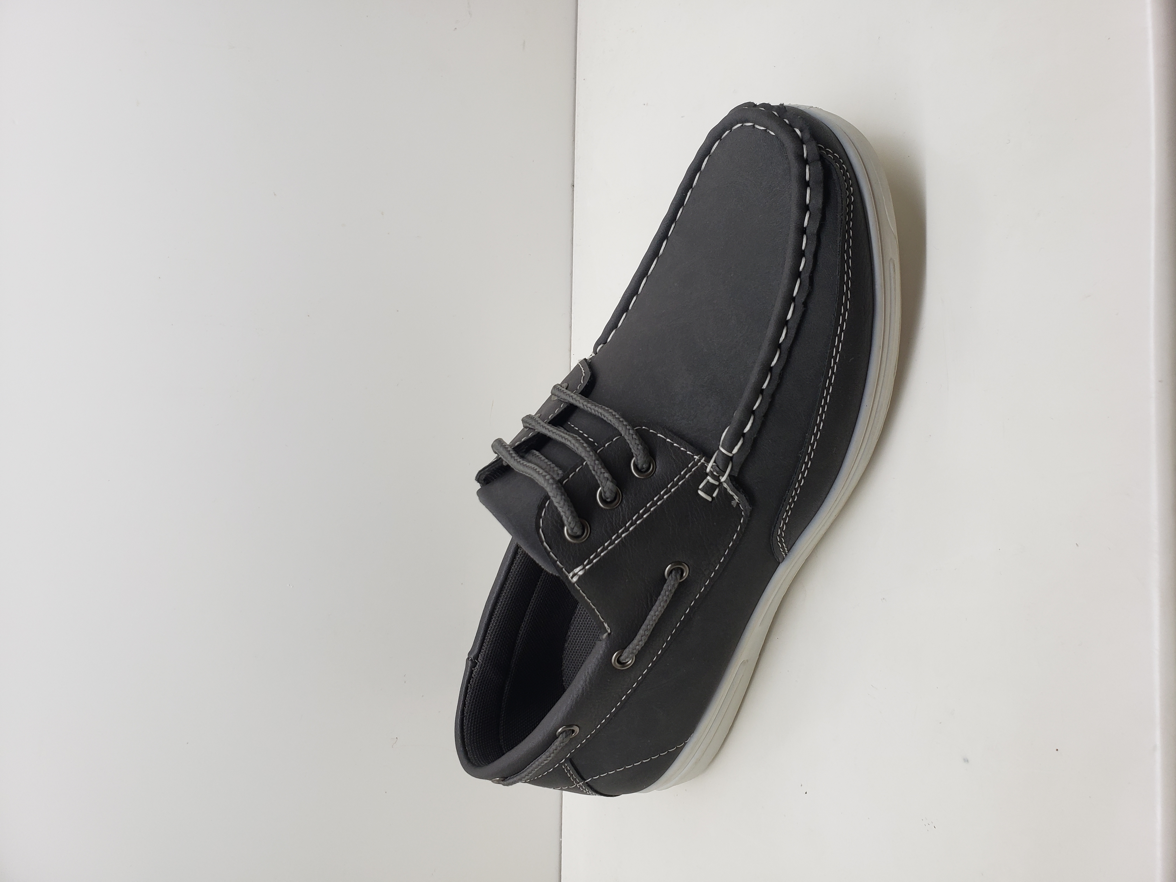 casual shoes