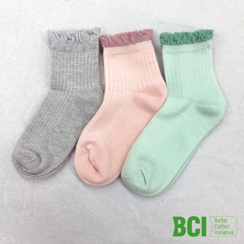Girl socks with responsible cotton from BCI