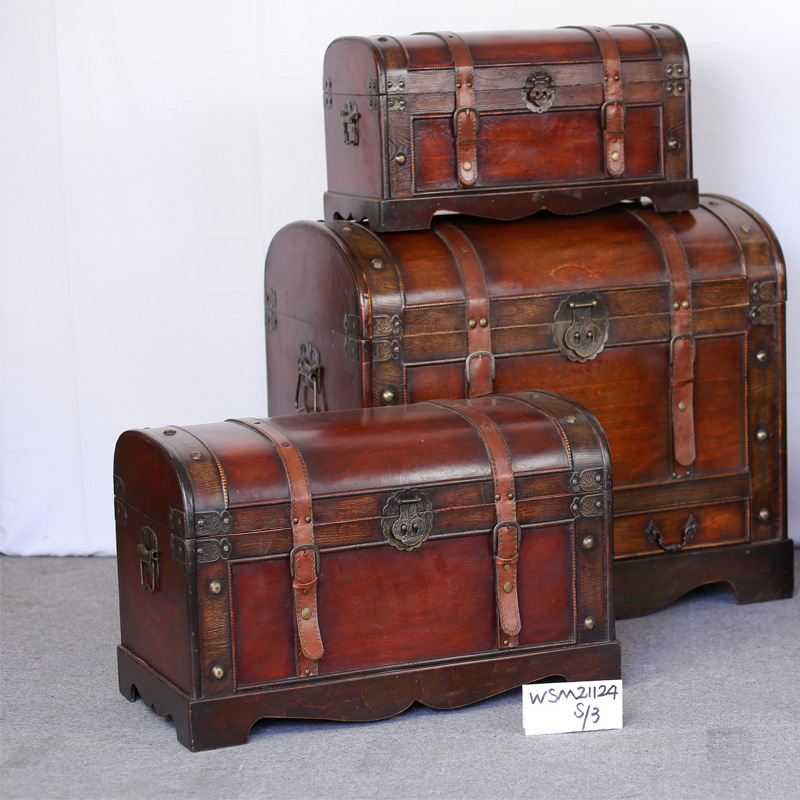 Wooden Trunk