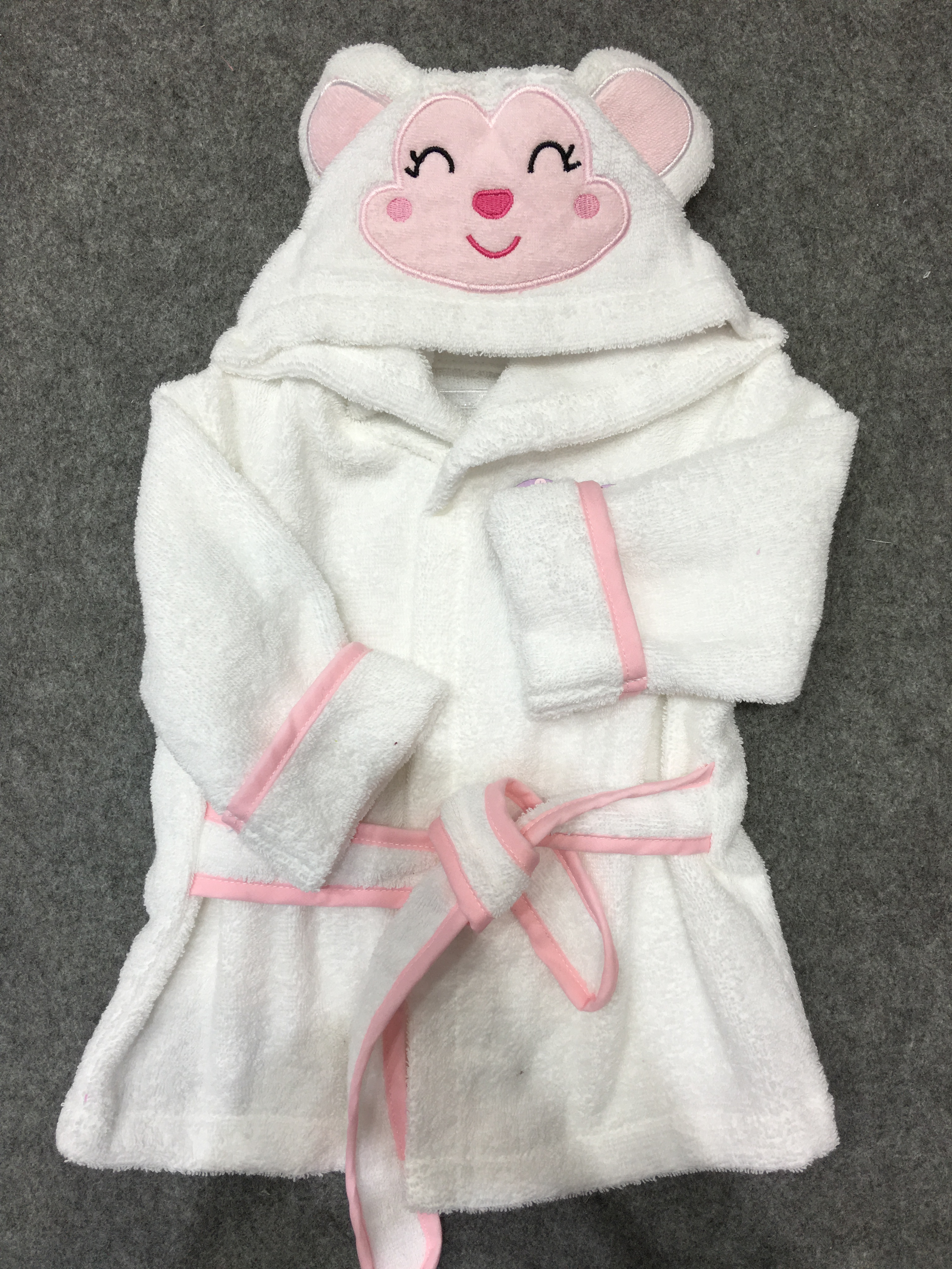 baby bathrobe with 3D embroidery