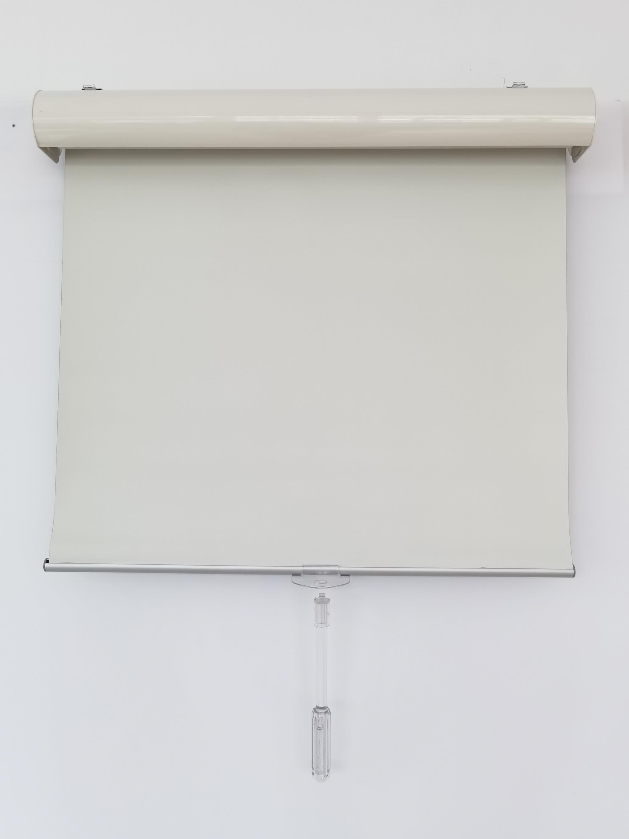 Cordless blackout roller blind