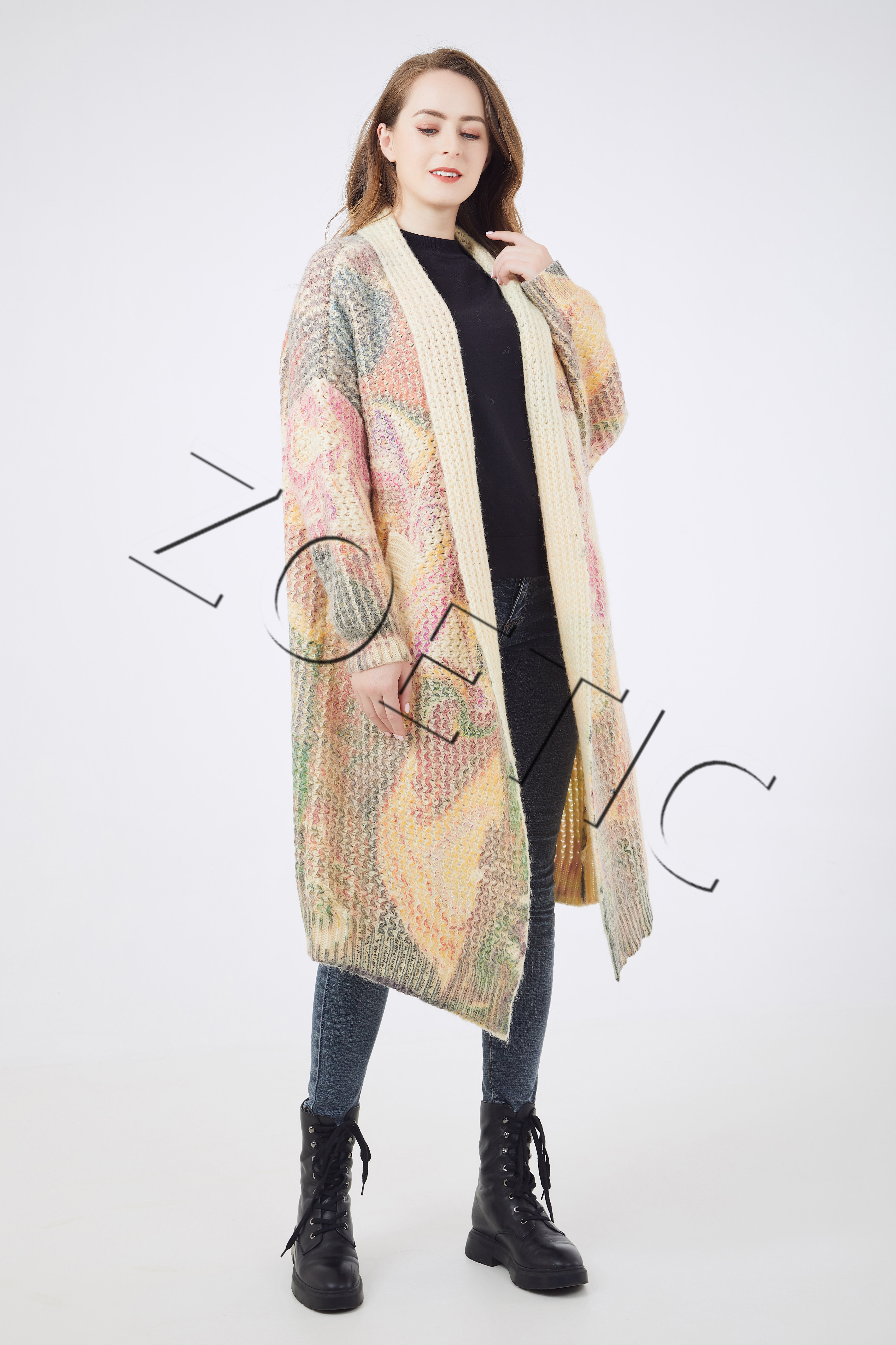 Lady's printed knit coat