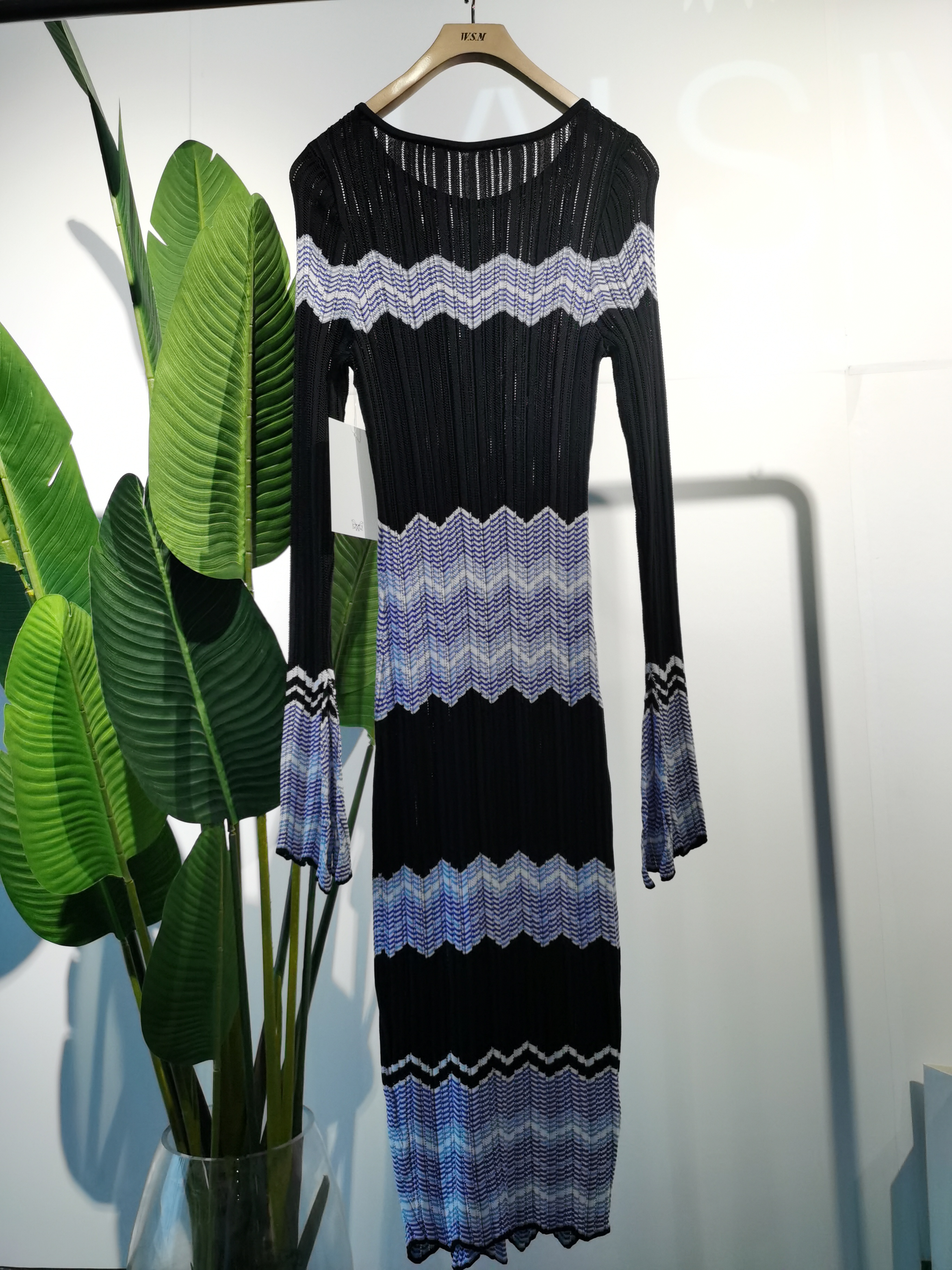 ZHUHAI WISEMAN CO., LTD. – Sweater cardigan 2