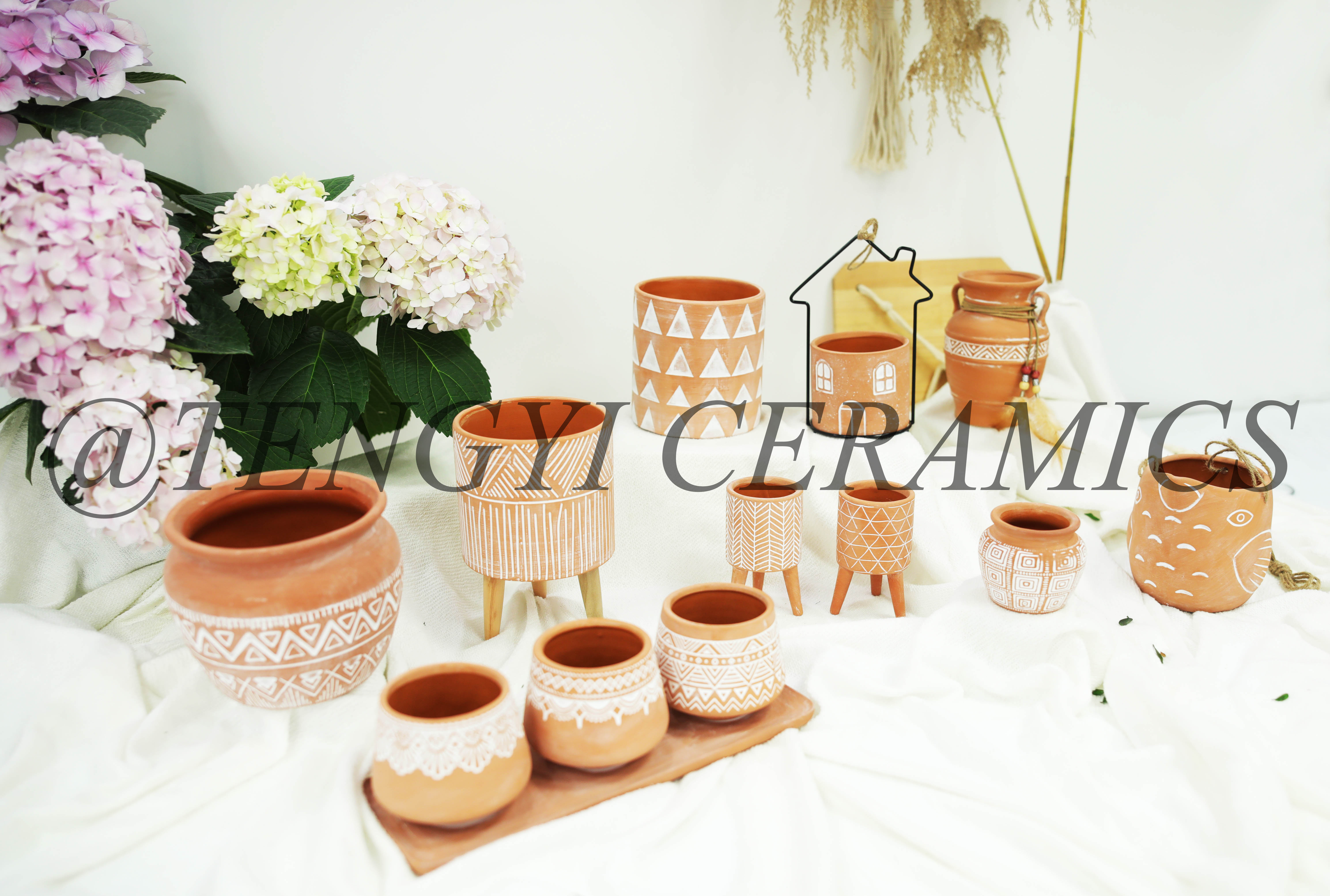 ceramic pot