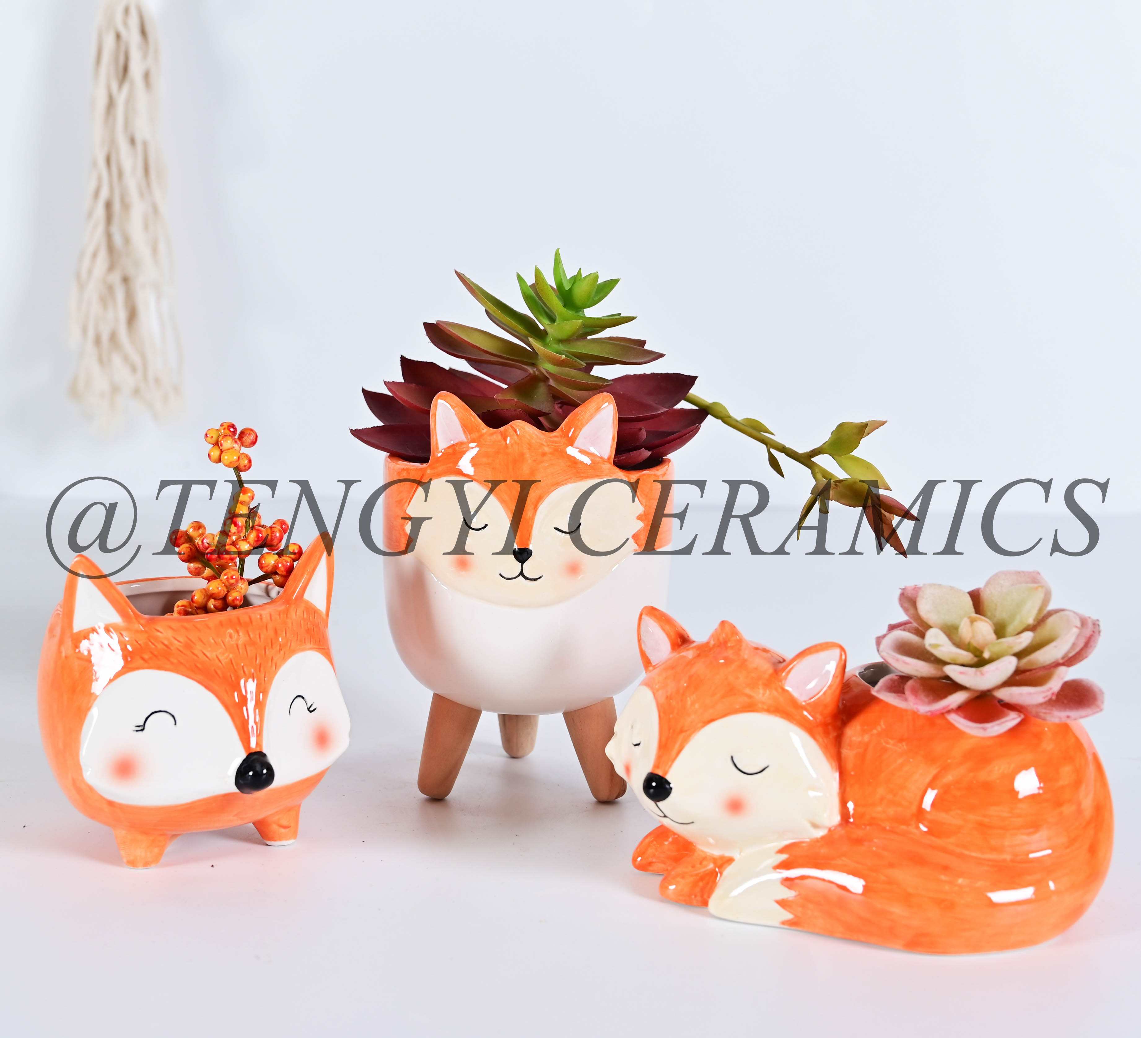 Ceramic pot