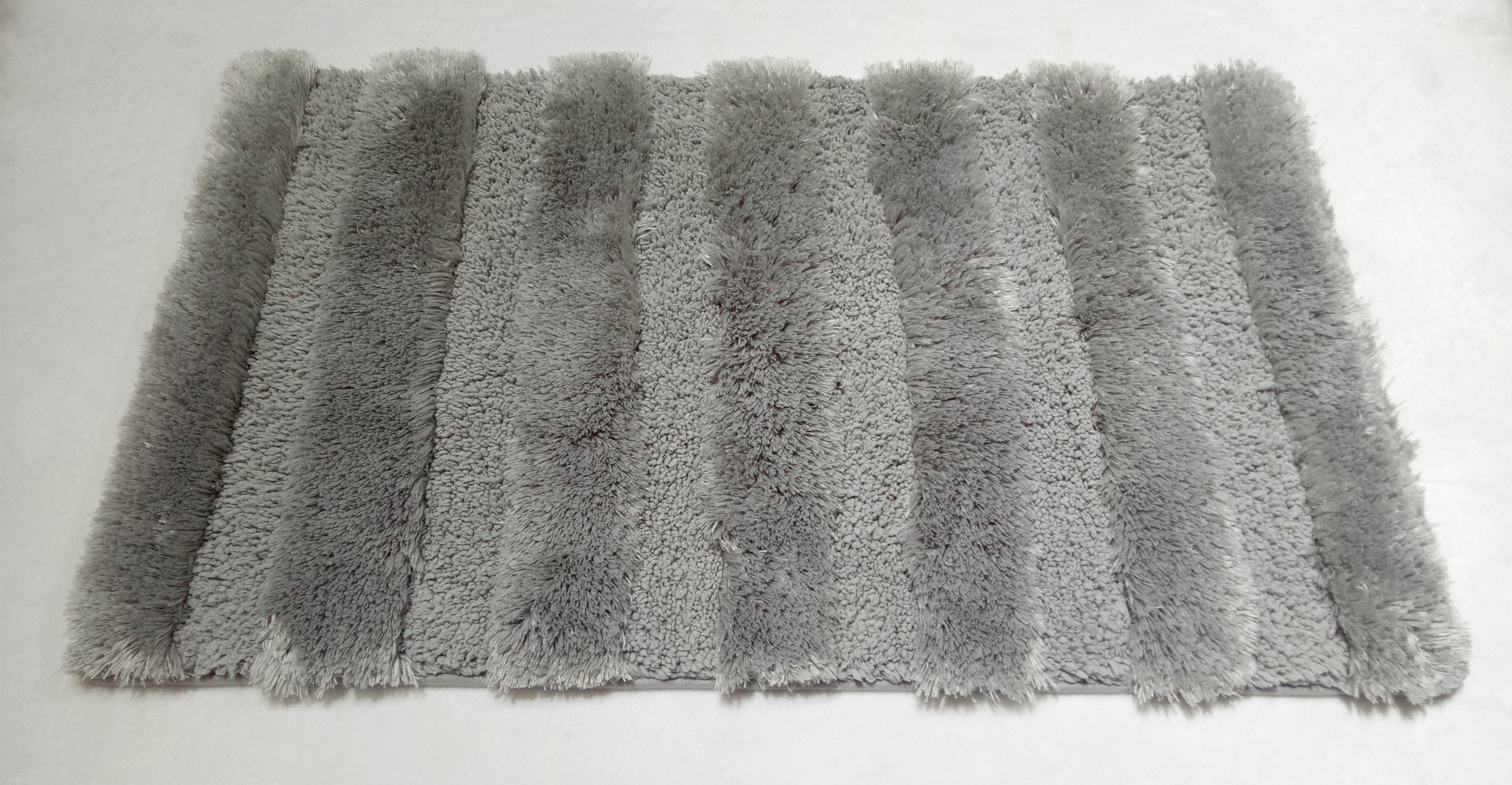 Tufted door mat