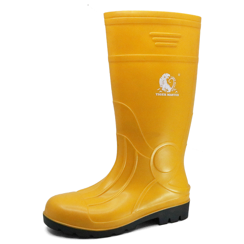 PVC safety boots