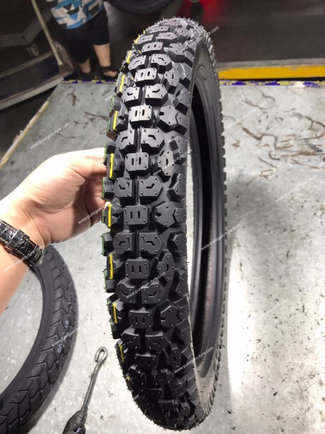 Motorcycle tyre