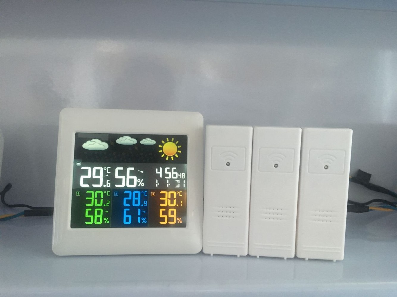 Digital weather station clock with 3 sensor