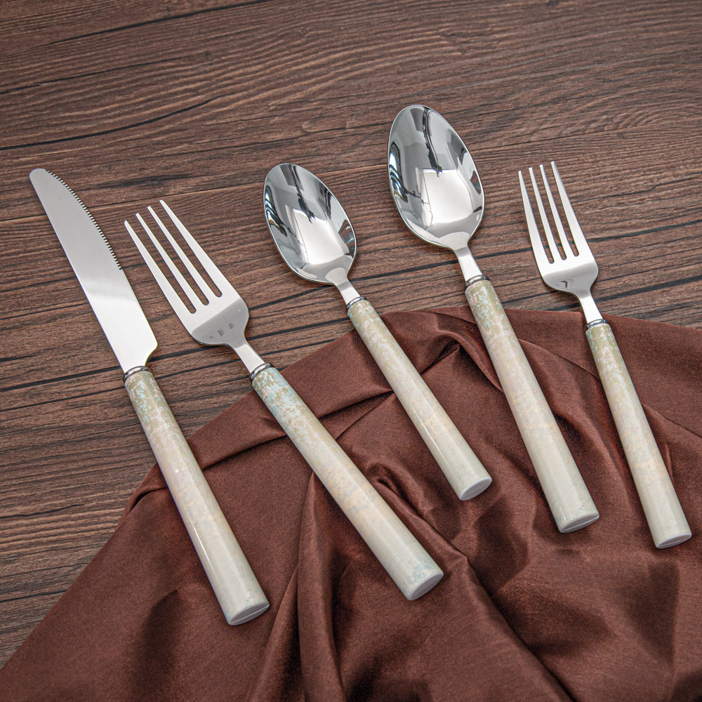 High quality polish stainless steel cutlery set flatware set with ABS plastic handle promotion