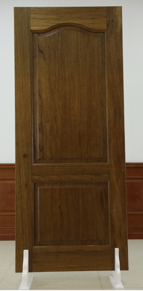lacquer door