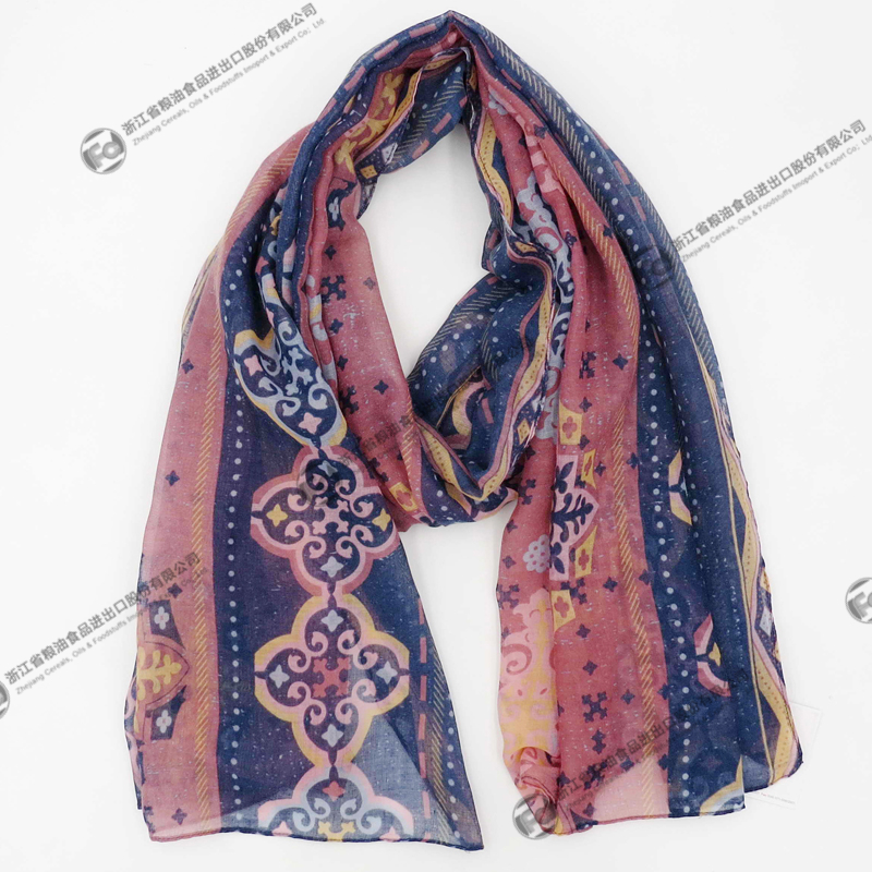 Women's scarf