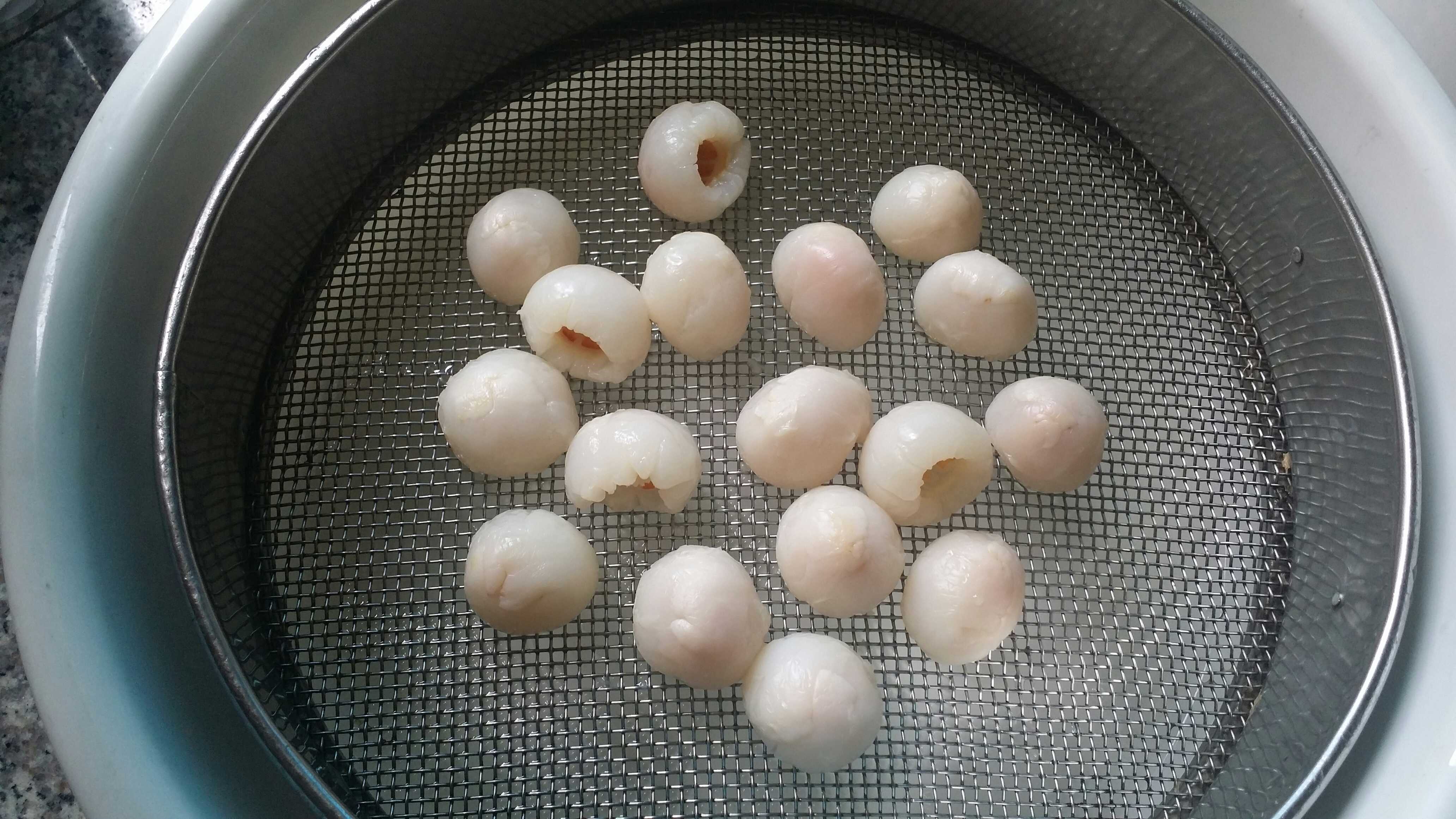 Canned Lychees