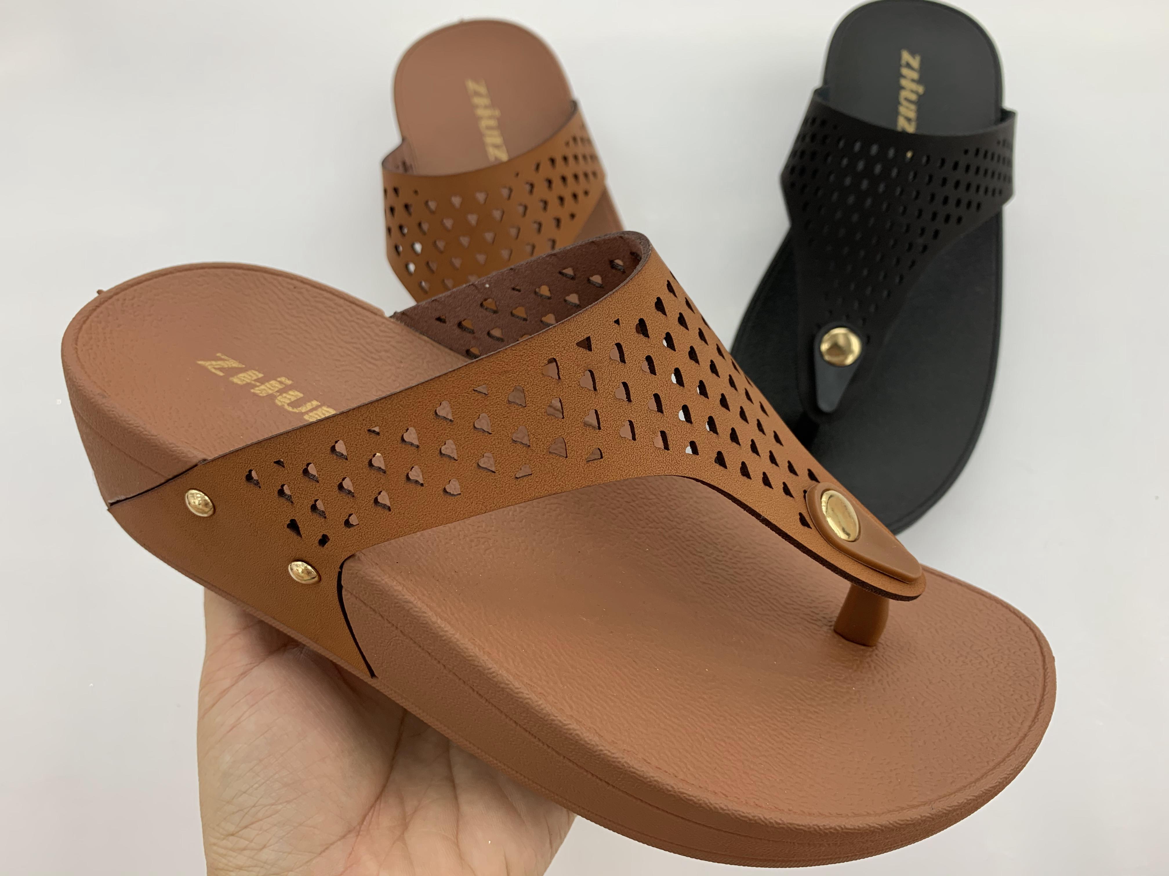 ZHIHUIZU fashion mid-heel women"s flip flop