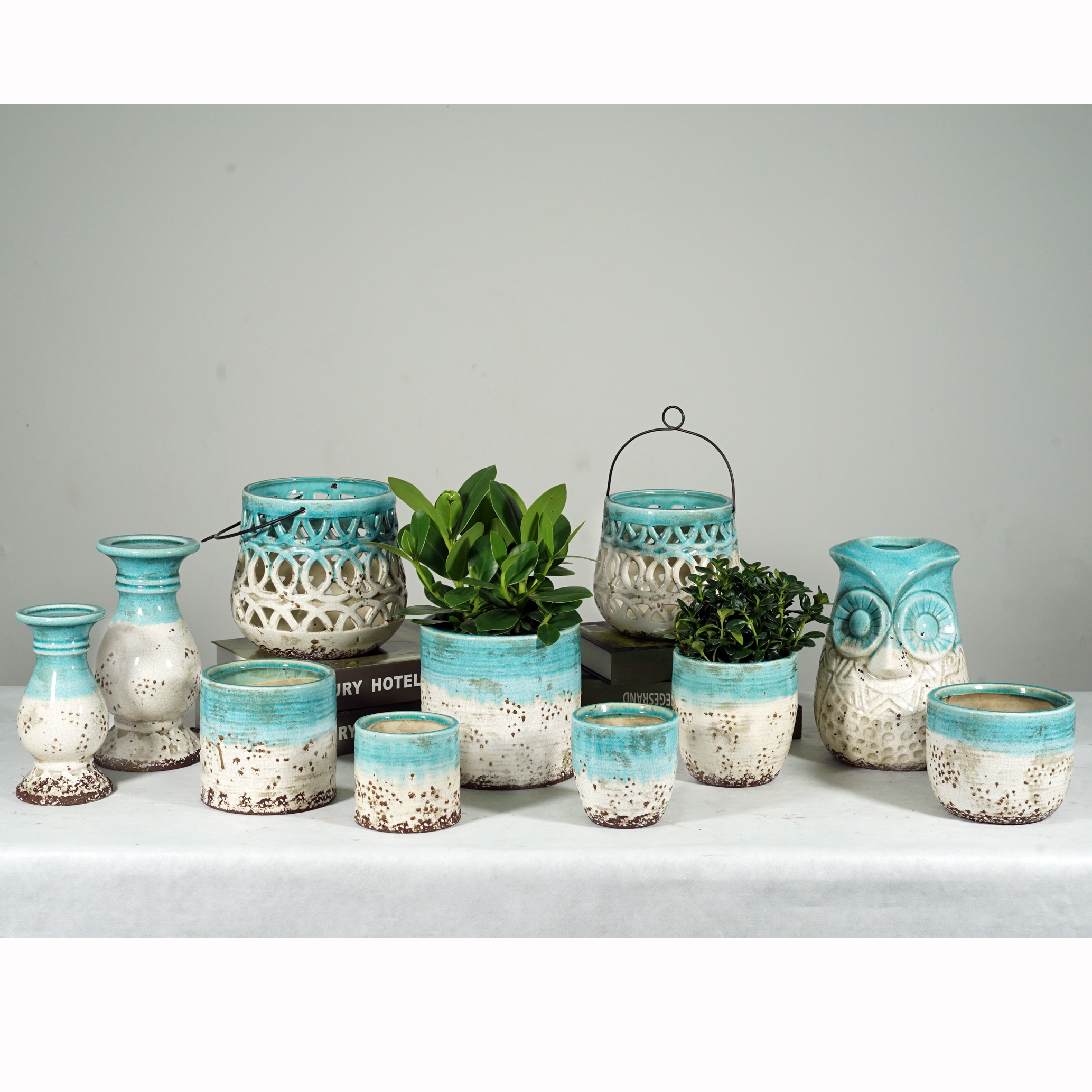 Ceramic Home Decoration ,pot,vase，candle Holder ,lantern