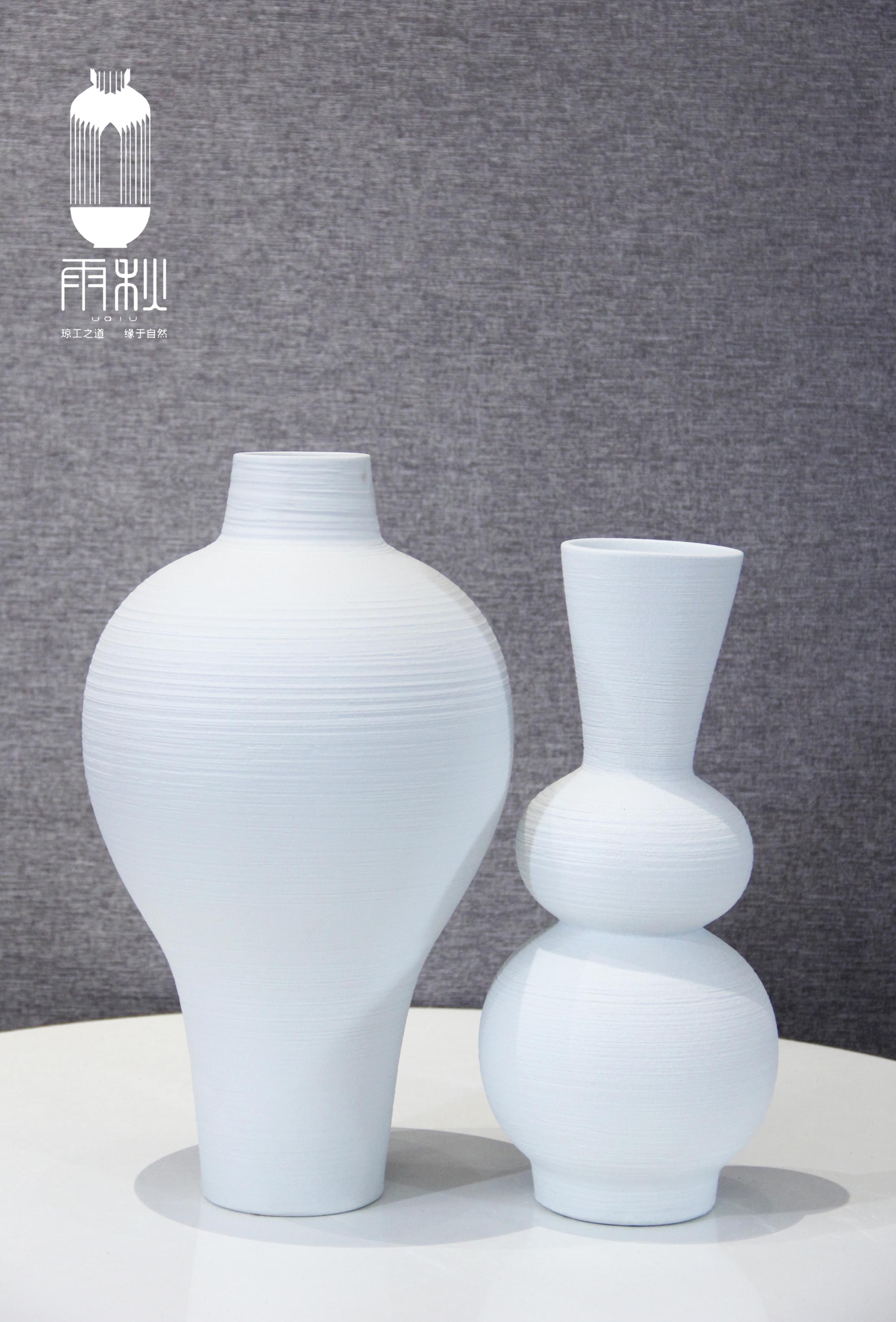 High temperature porcelain vase / decoration