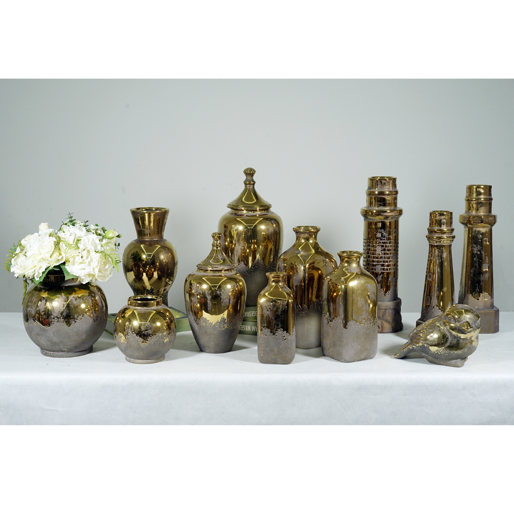 Ceramic Home Decoration ,pot,vase，plate ,animal，jar