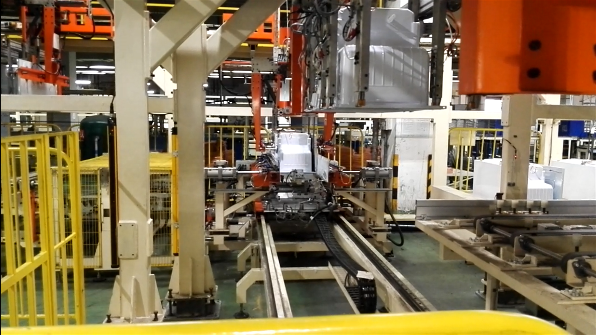 Refrigerator automatically assemble line