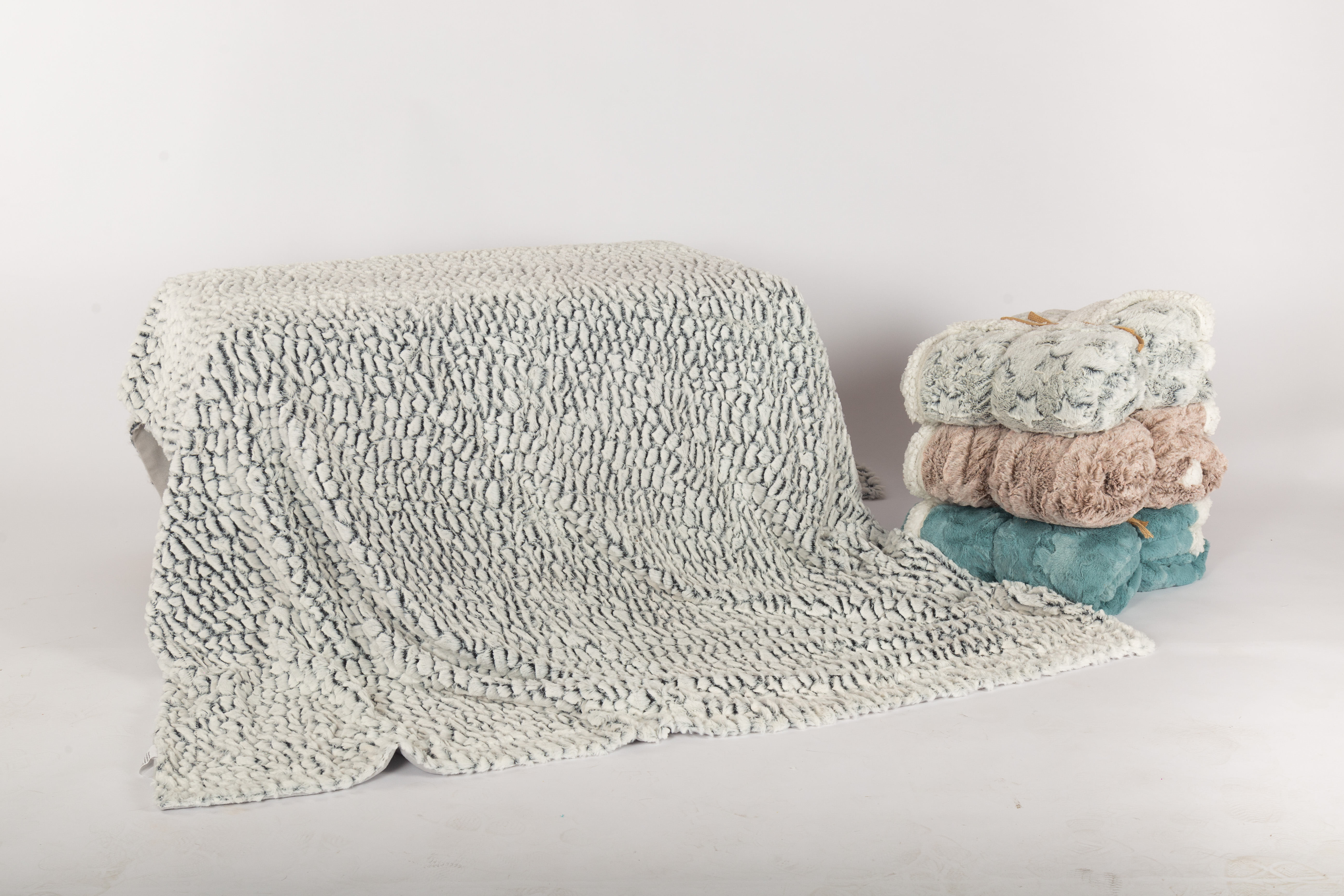 Back print pv plush blankets