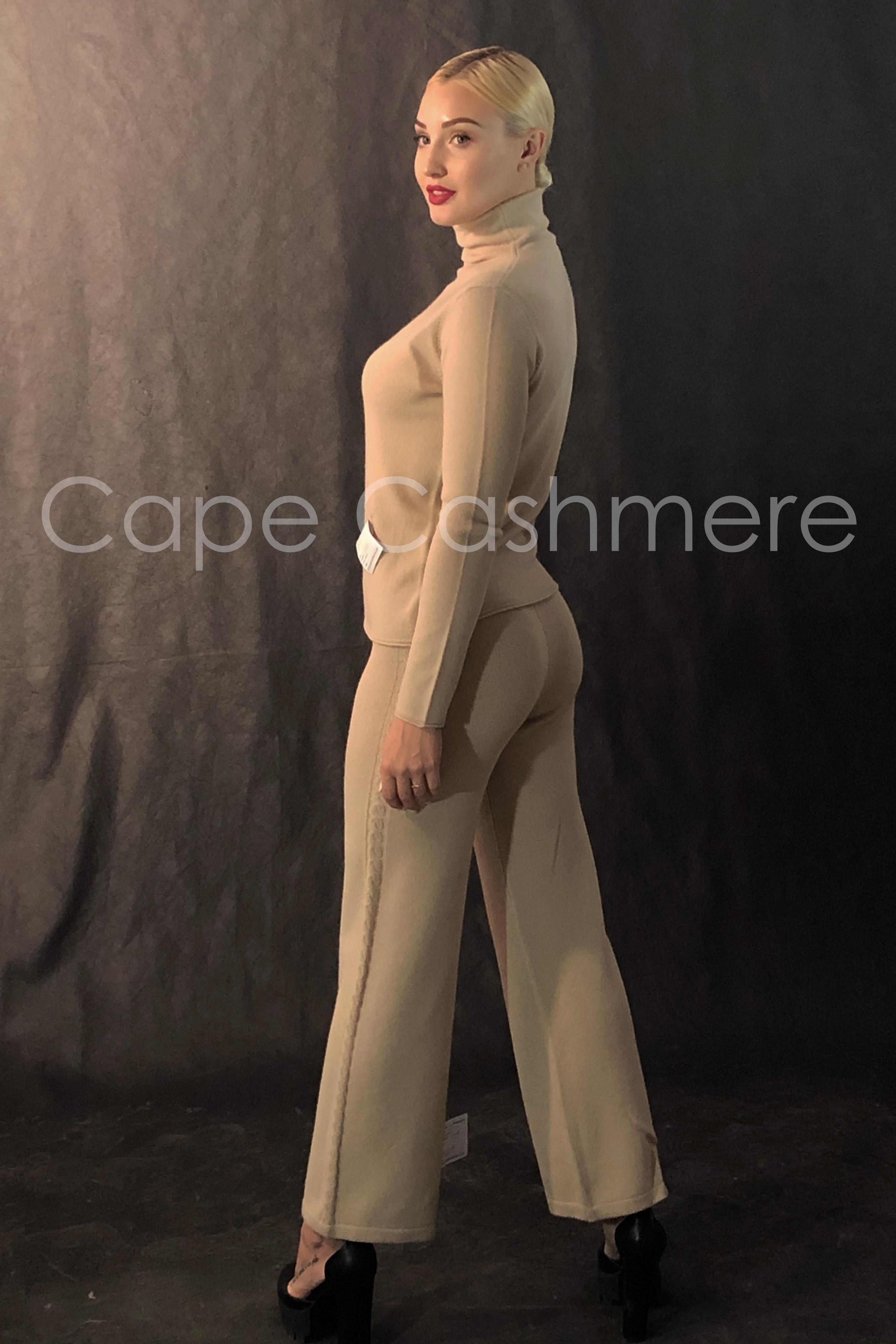 Cashmere sweater