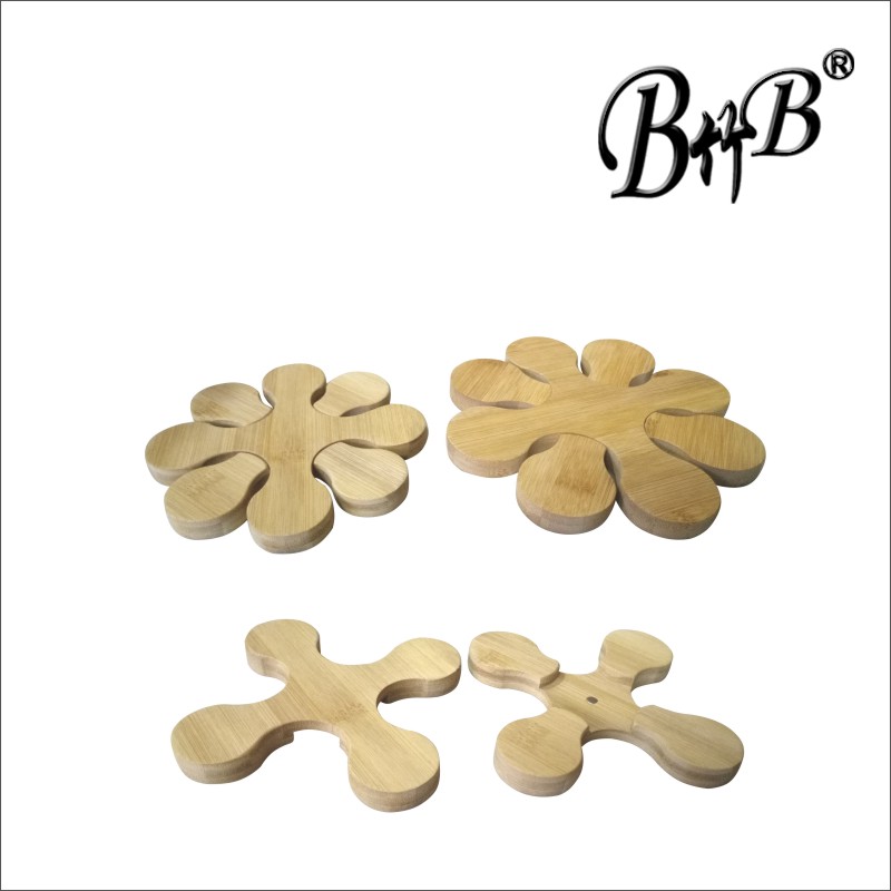 Table Decoration / bamboo mat