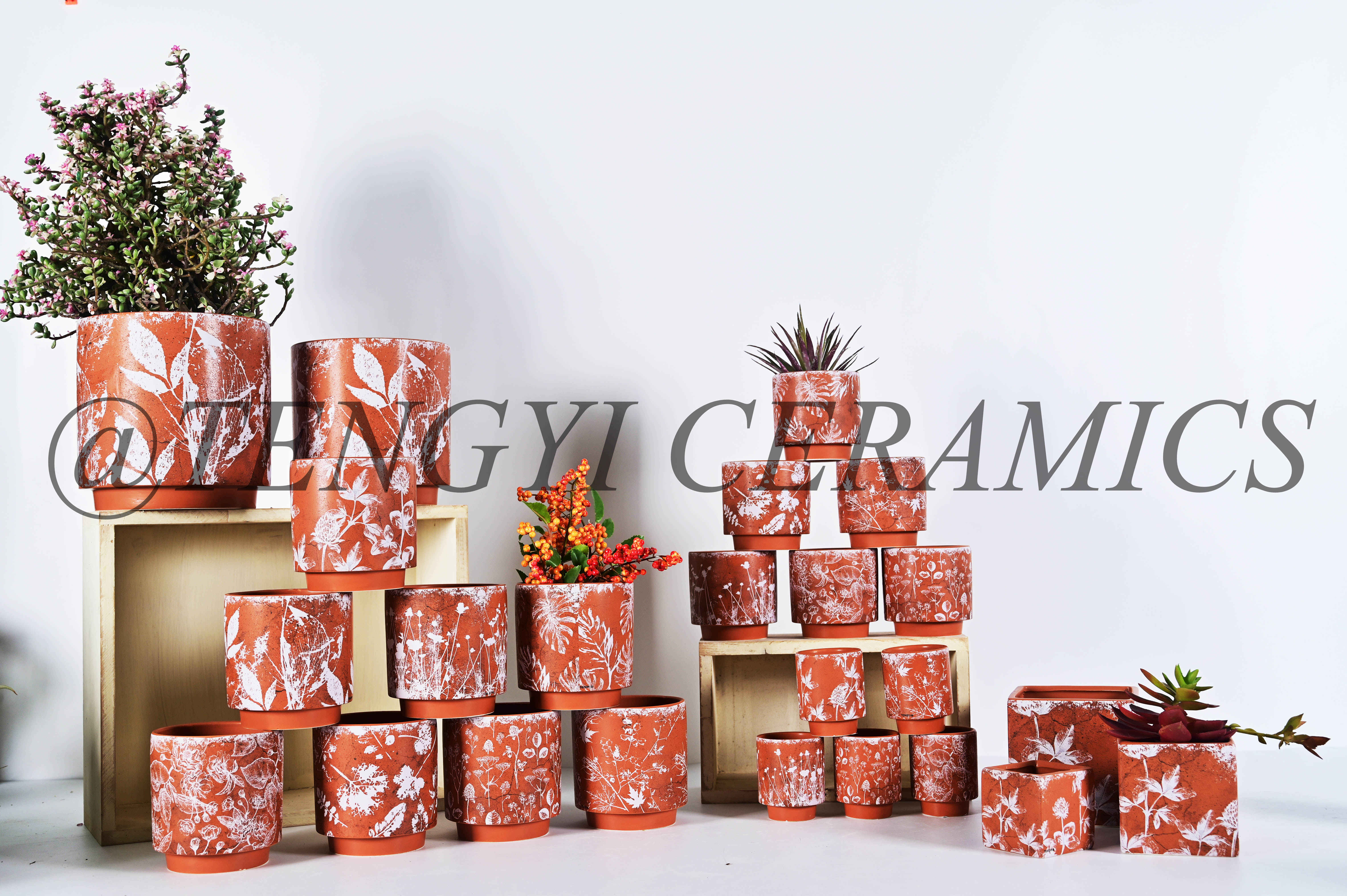 Ceramic pot