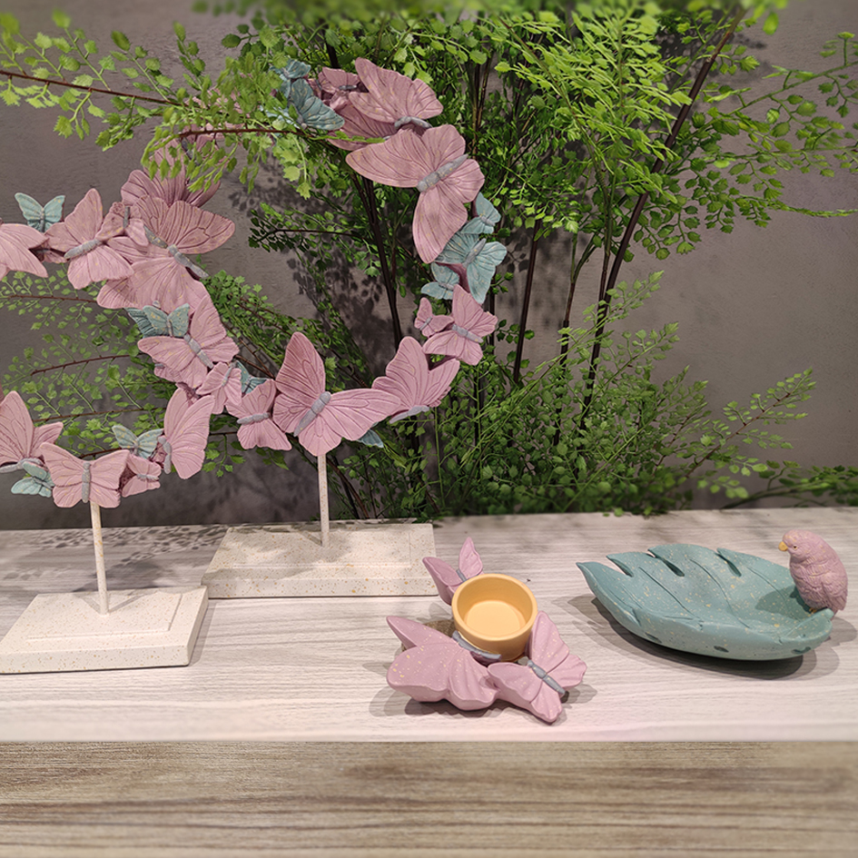 Flower ring on standing