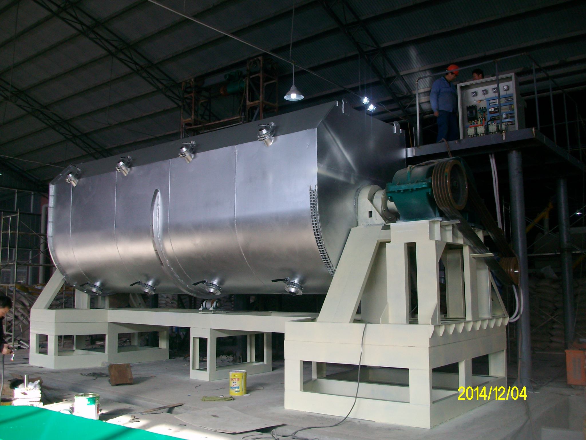 Painting producing machine