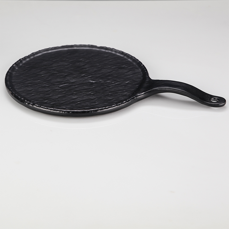 Round Plate with Handle