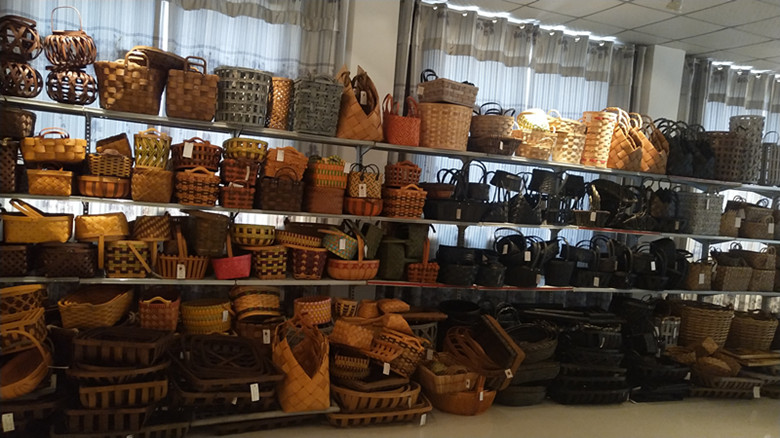 Huoqiu County Hengxing Handicraft Co., Ltd. – Wooden crafts 1