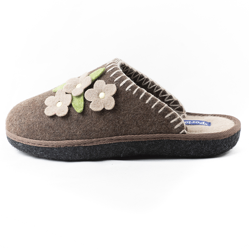 Felt slipper