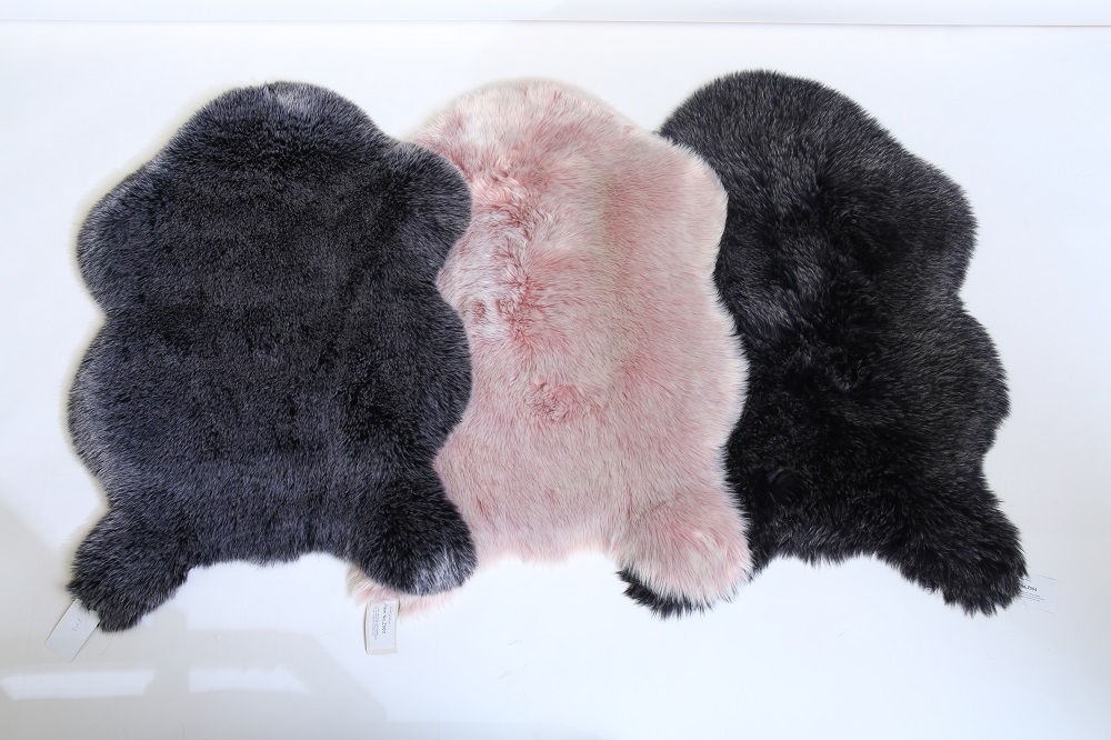 Decorative mat ,rug , Sheep shape rug with suede backing