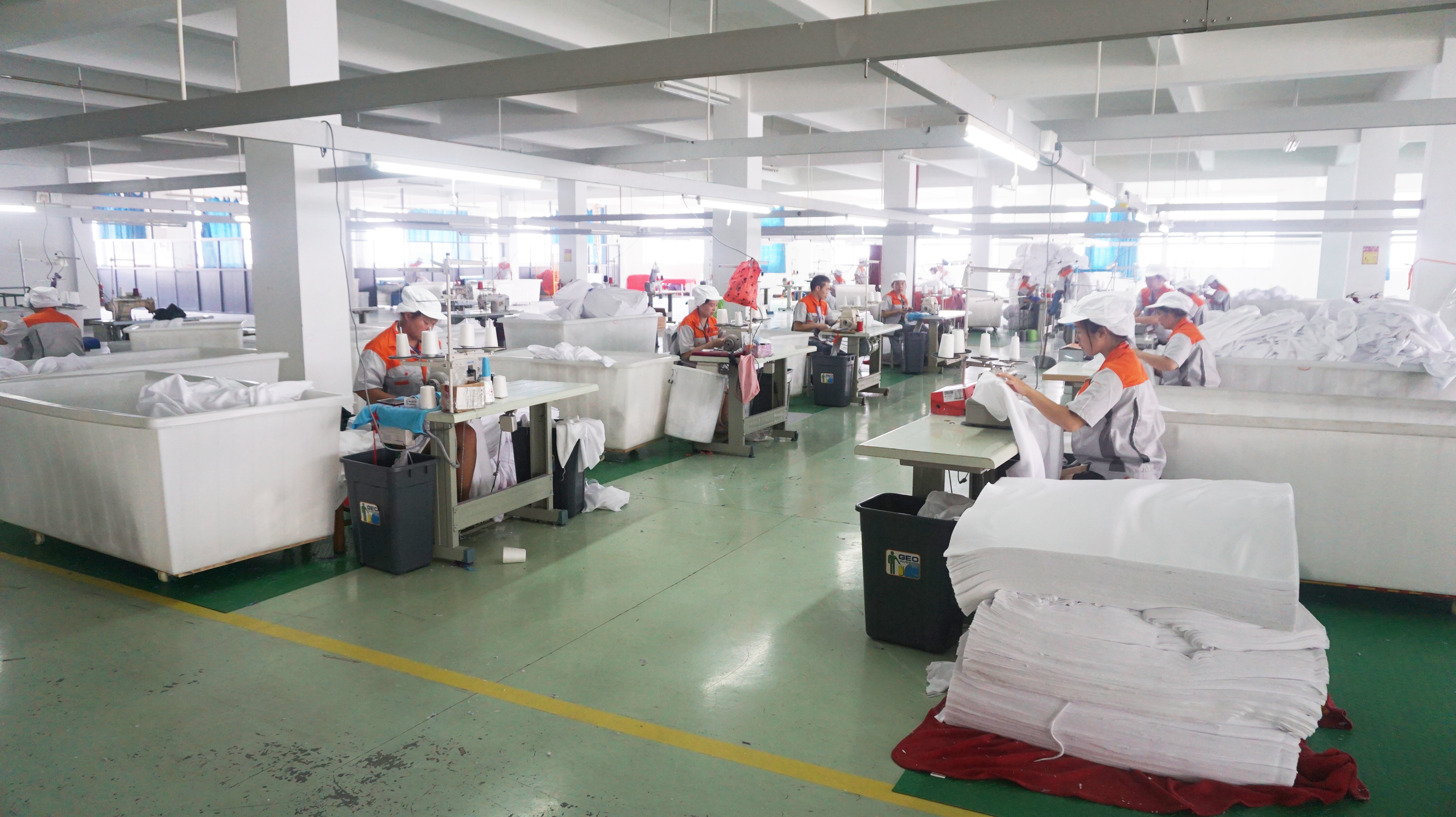 Shaoxing Keqiao Fuyi Clothing Co., Ltd. – picnic blanket 2