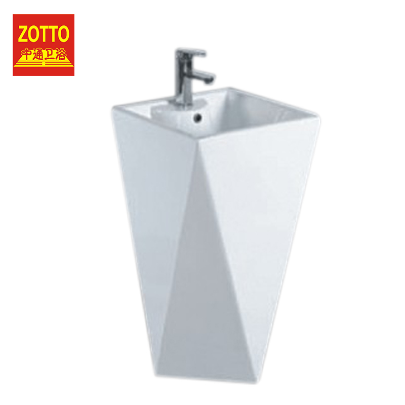 Ceramic Pedestal Basin