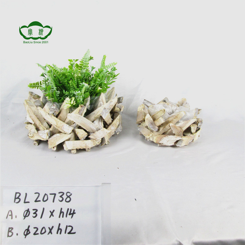 wooden pot