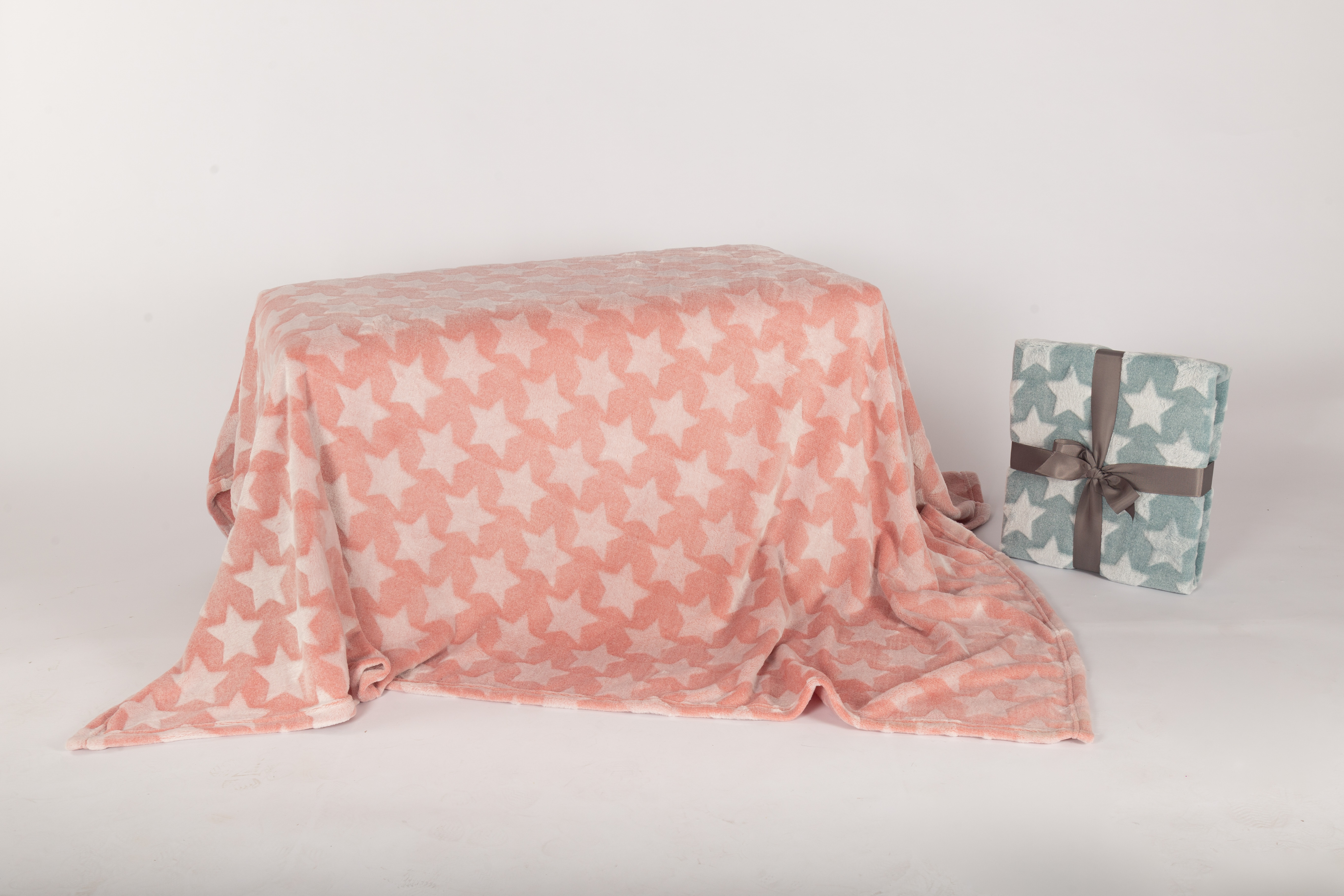 100% polyerter solid cutting flannel blanekt with start design