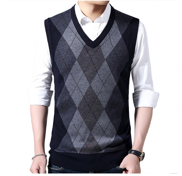 Men's knit vest