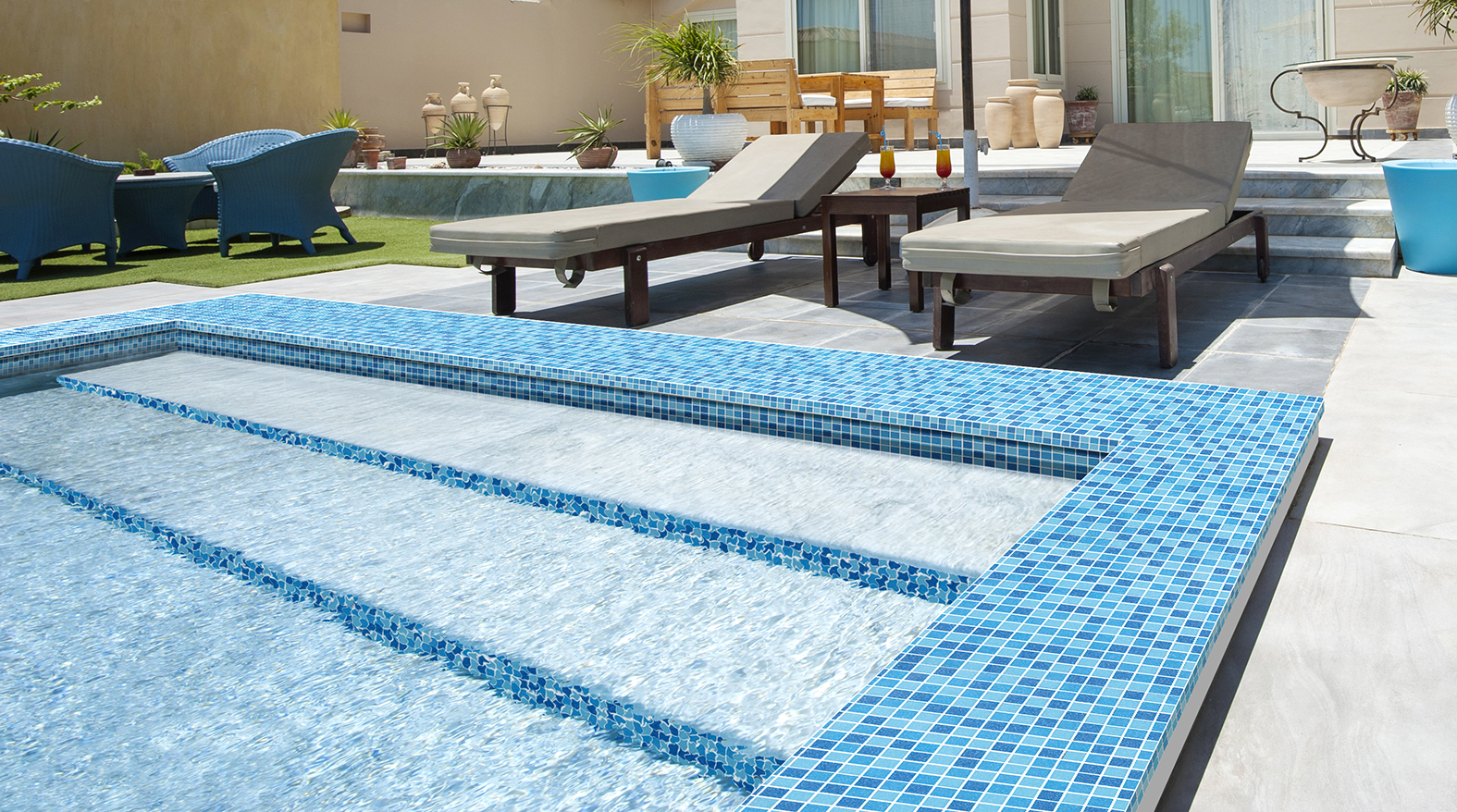 Glass mosaic