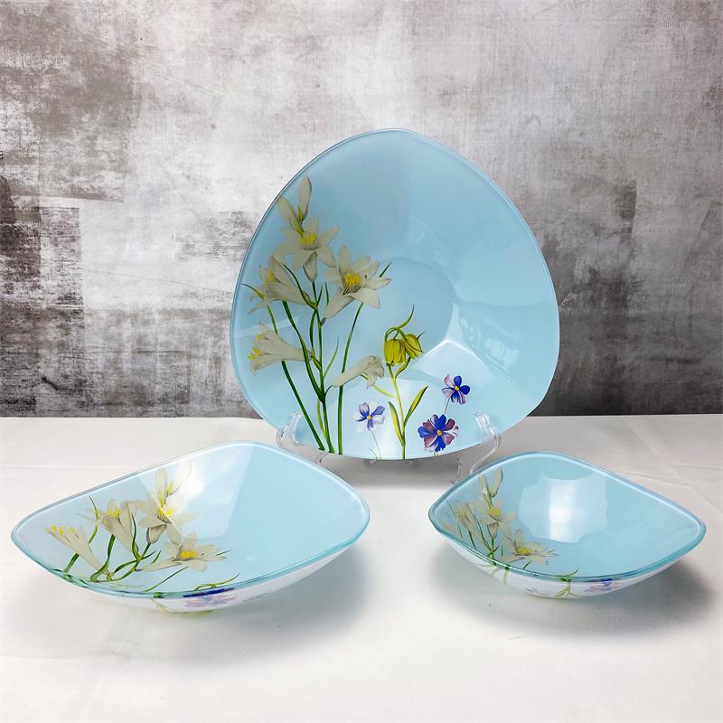 Glass bowl