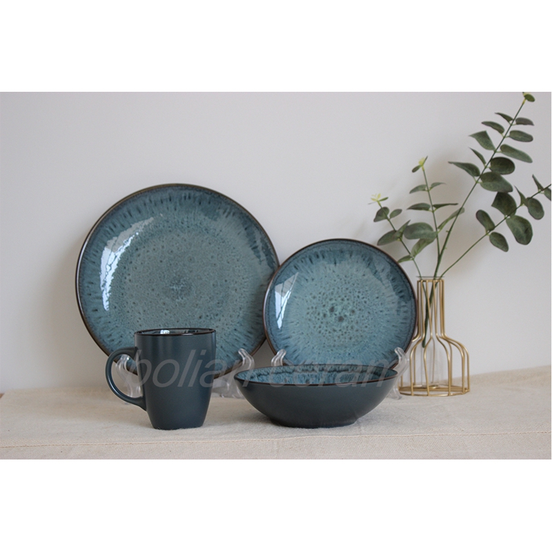 reactive glaze