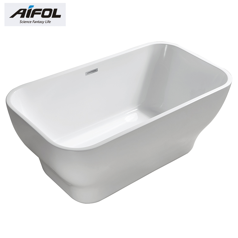 Free standing bathtub