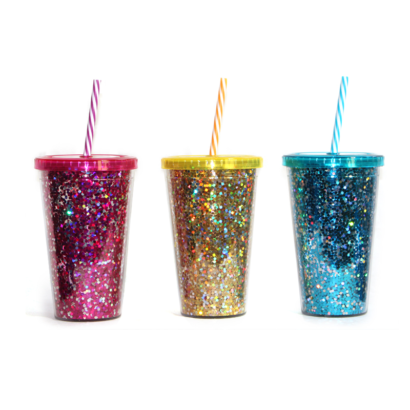 Plastic mug