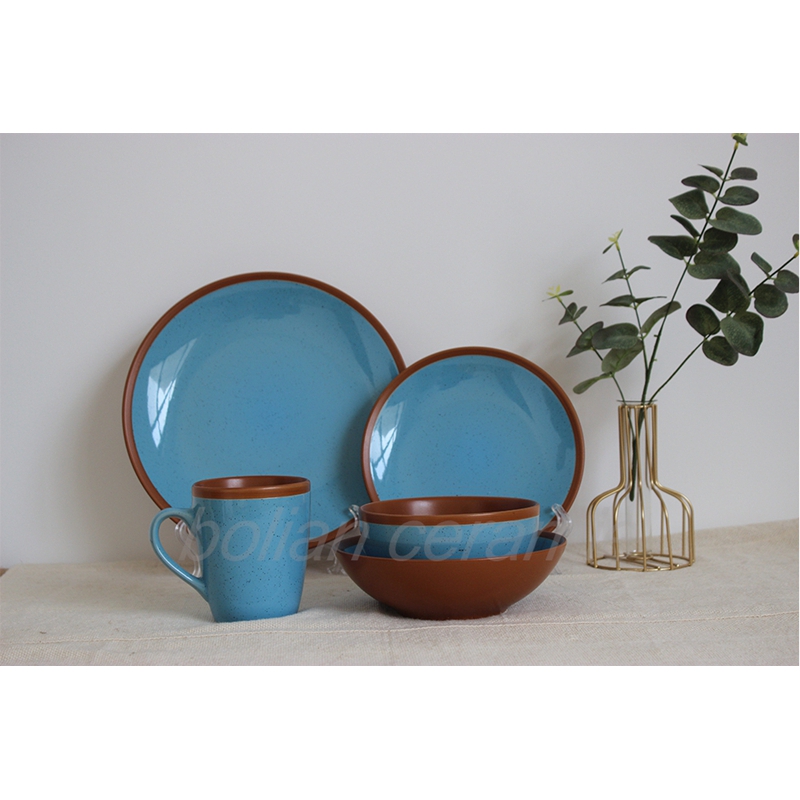 2-tone matte glaze with speckles dinnerware
