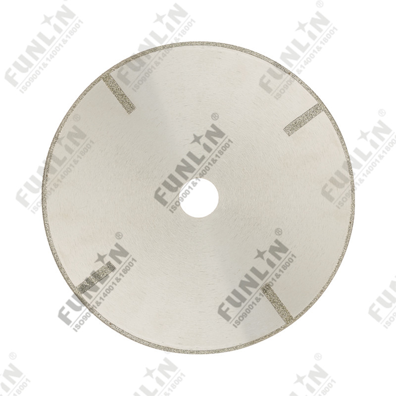 Electroplated diamond blade