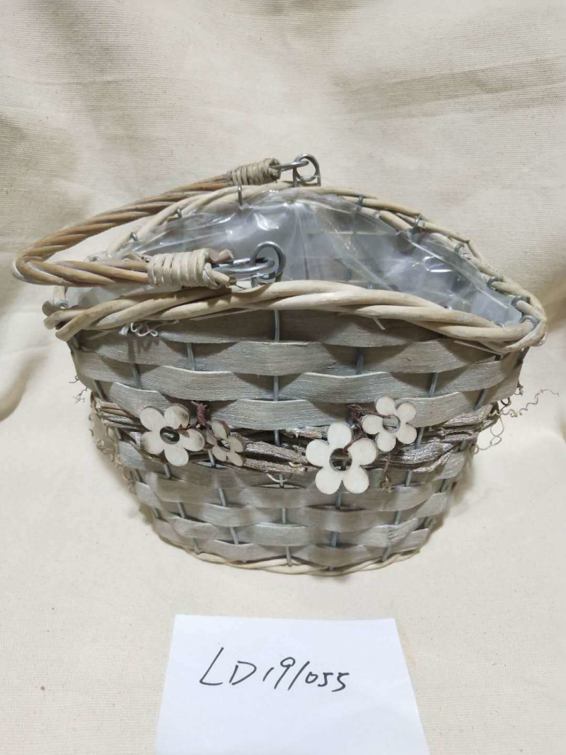wooden pot