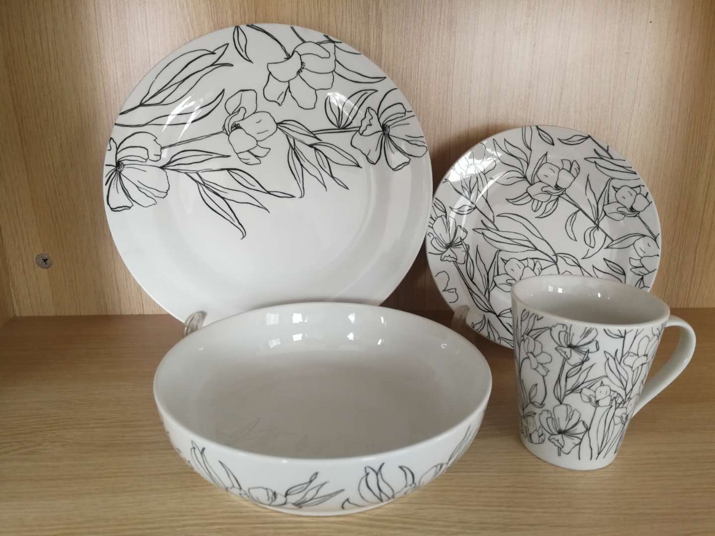 Decal dinner set 16pcs